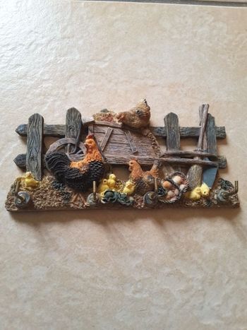 Support mural pour clé