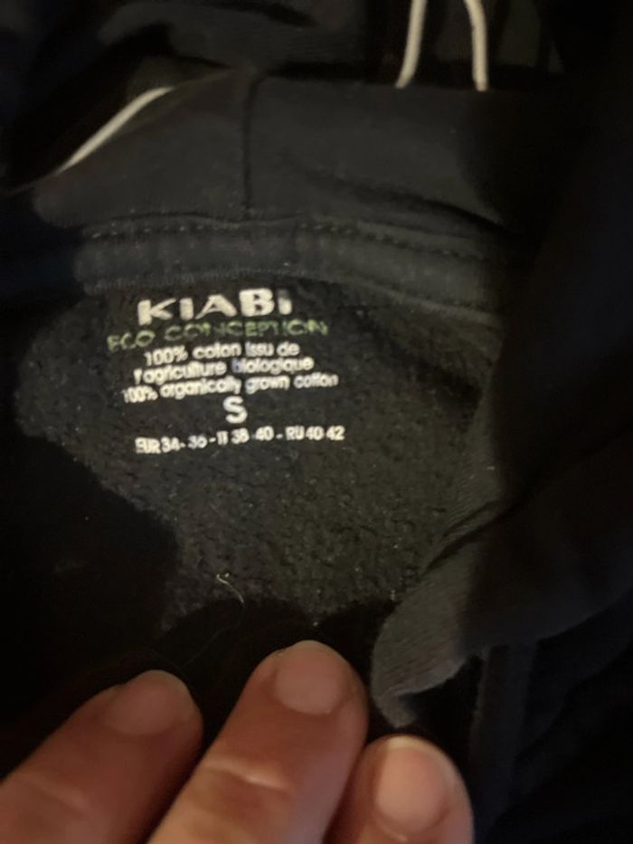 Sweat-shirt à capuche avec fermeture éclair - photo numéro 2