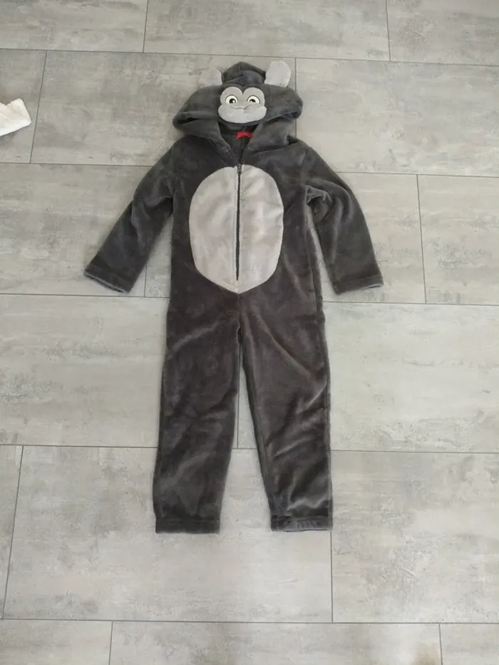 Pilou pilou taille 5 ans