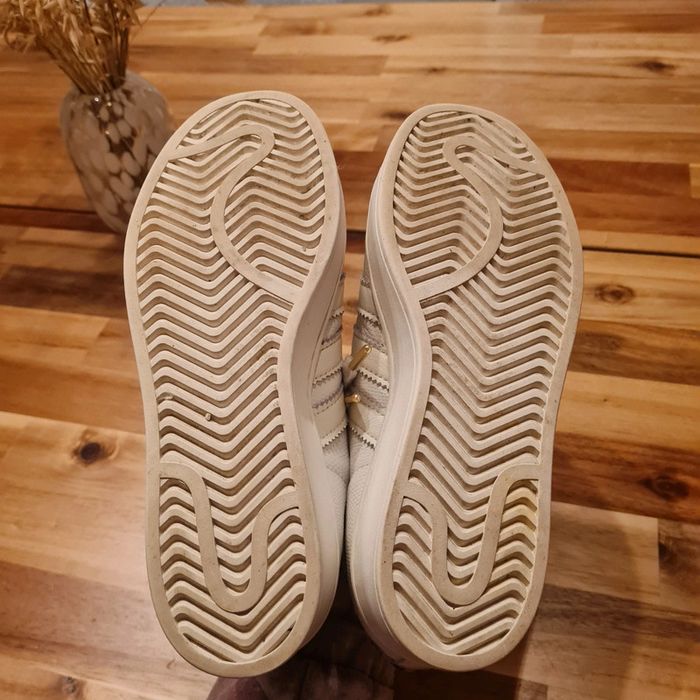 Superstar blanche zébrée 🦓 - photo numéro 10