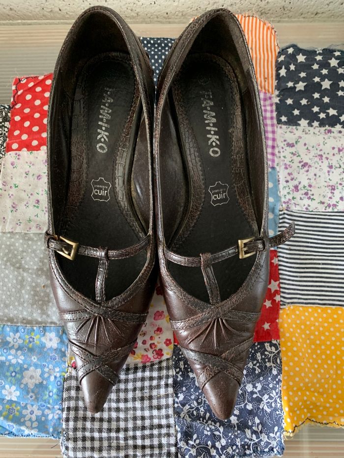 Chaussures marron à petit talon
