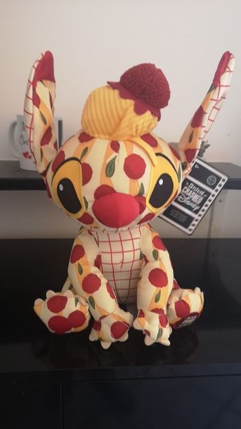 Peluche stitch crashes la belle et le clochard 