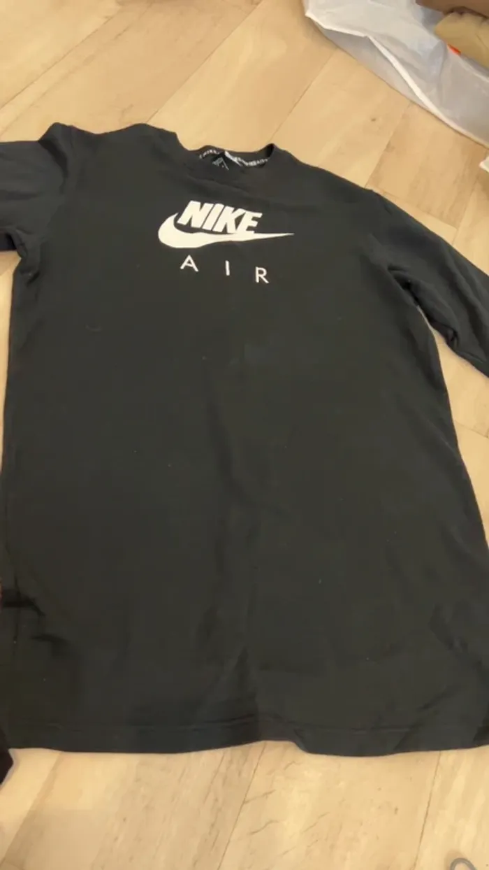 Pull robe Nike air taille S très bon état