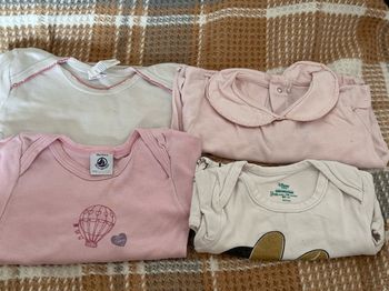 Lots bodies taille 18 mois