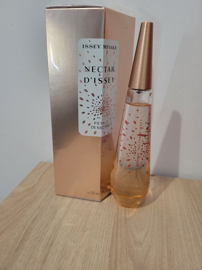 Parfum Issey Miyake "Petale de Nectar" 90ml