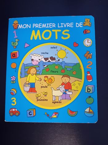 Livre "mon premier livre de mots"