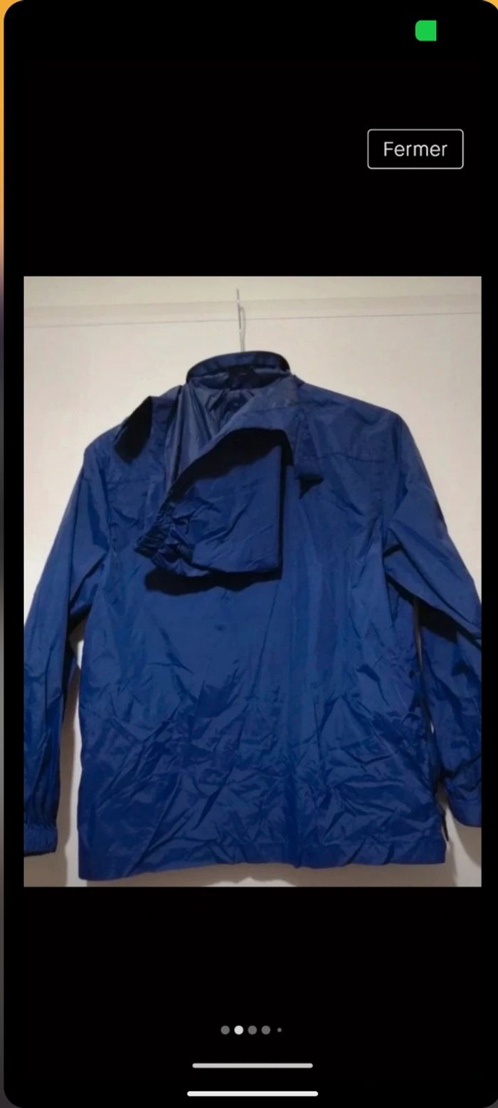 Beau coupe vent CFK bleu. Taille 14 ans. - photo numéro 2