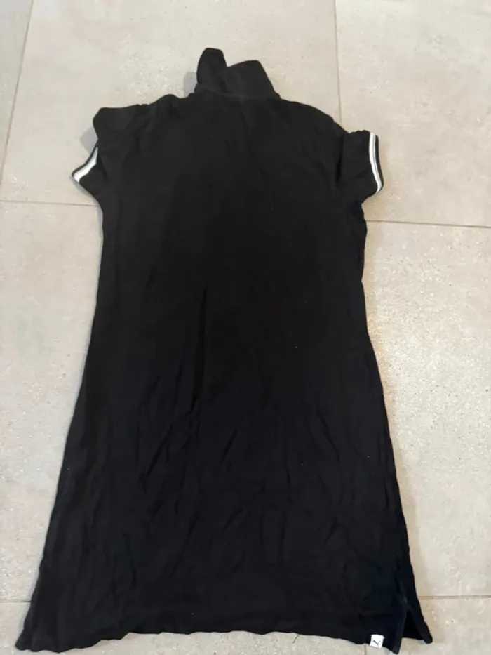 Robe puma taille L, bon état mais quelques traces à nettoyer - photo numéro 4
