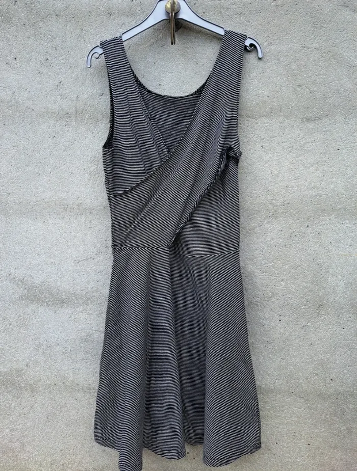 Robe à rayures - photo numéro 2