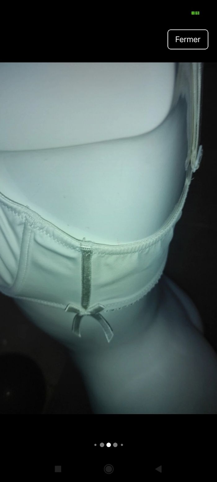 Très beau soutien gorge L4 - photo numéro 2