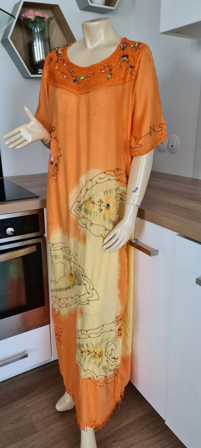 tres jolie robe longue et large habaya taille 44 / 46 legere