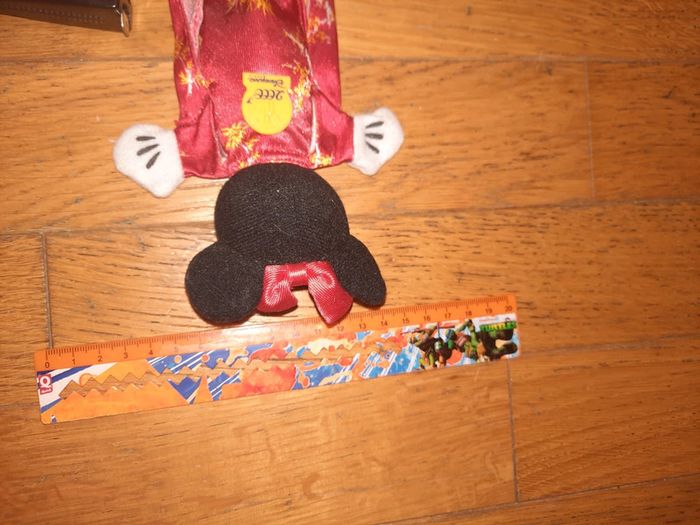 Minnie tenue asiatique mac donald vintage 2000 - photo numéro 9