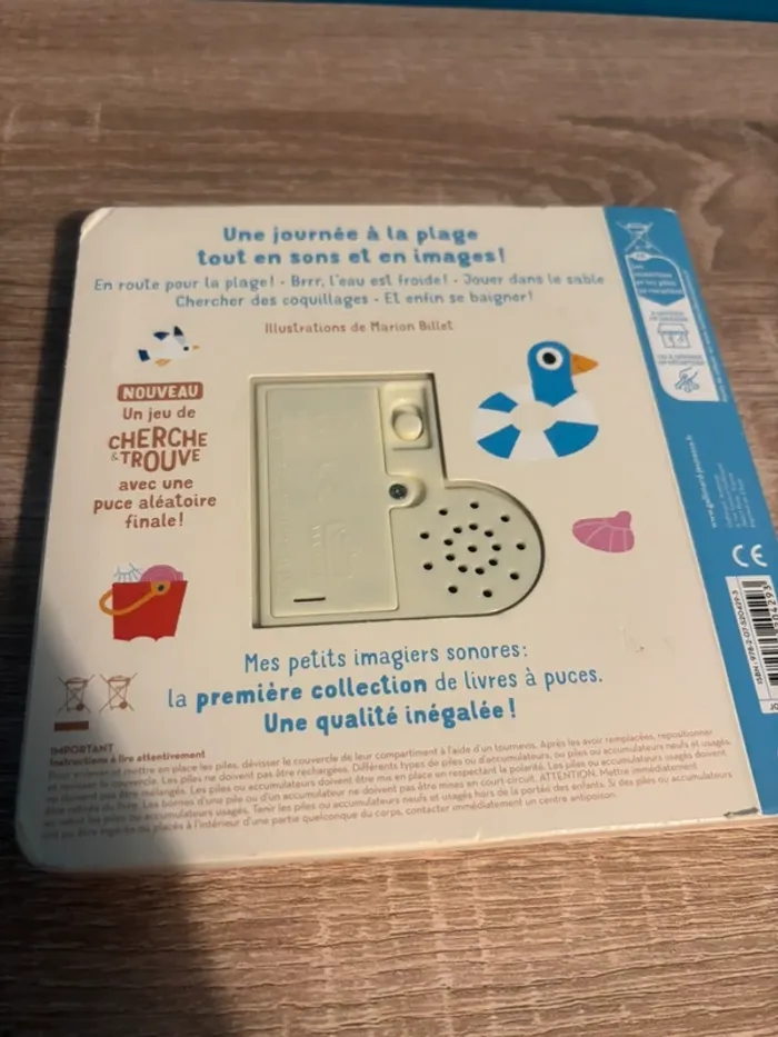 Livre sonore avec un cherche et trouve à la plage - photo numéro 3
