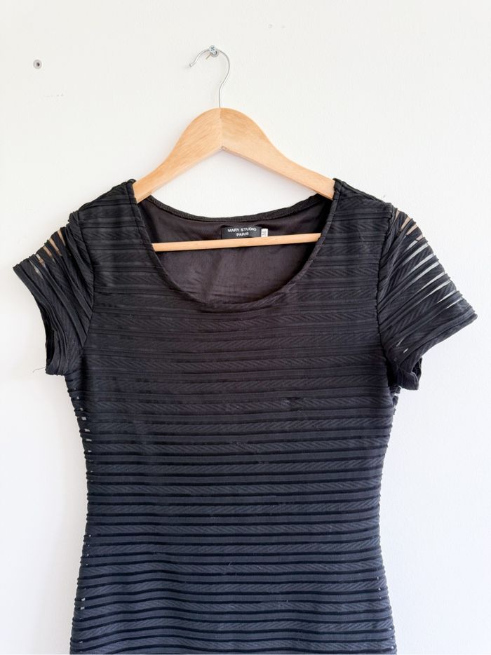 Robe manches courtes noire moulante taille 38 M - photo numéro 2