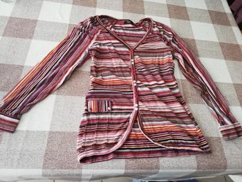 Tee shirt à boutons rayé taille 38