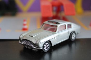 Corgi Aston Martin DB6