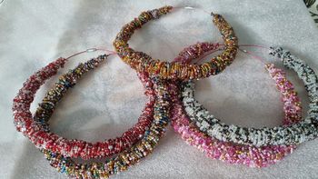 Colliers perles neuf ras de cou sympa