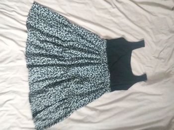 Robe avec volant
