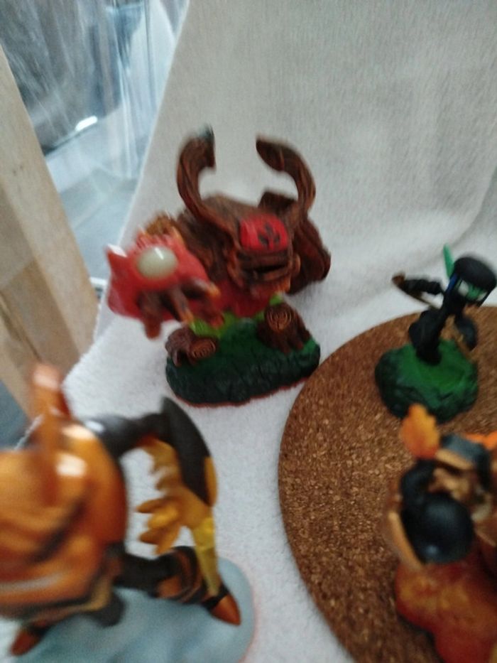 Lot de figurines Skylanders - photo numéro 8