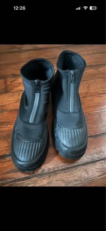 Mini boots Zara