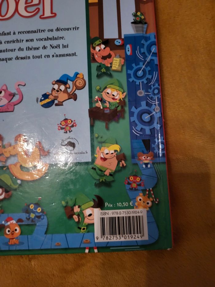Livres Thème Noël 🎅 🤶 - photo numéro 9