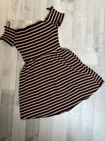Robe noire à rayures épaules dénudées - Hollister - Taille S - Neuve