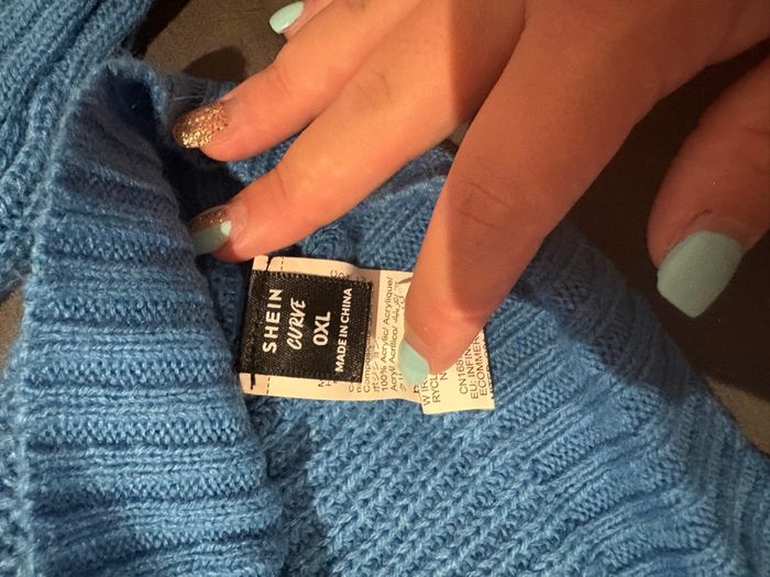 Pull bleu - photo numéro 2