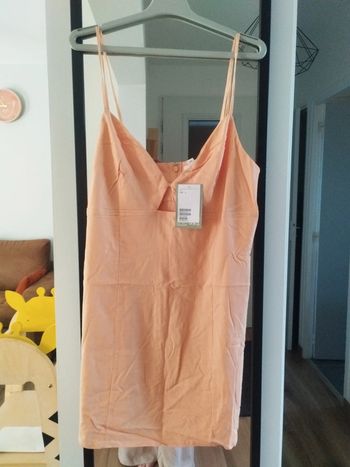 Robe courte à bretelles saumon H&M taille L neuve