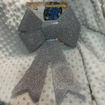 ✨ Grand nœud argenté pailleté – déco de Noël