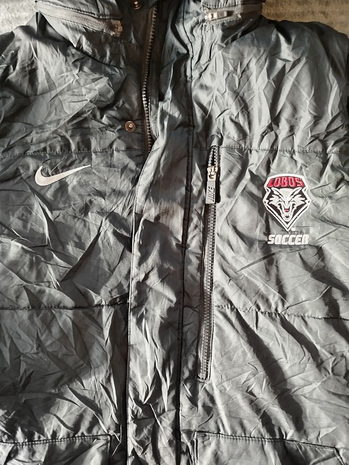 🧥 Veste NIKE Lobo Soccer Vintage – Taille S (convient M US) - photo numéro 2