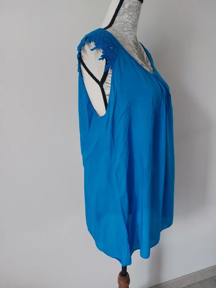 Haut fantaisie bleu - photo numéro 4