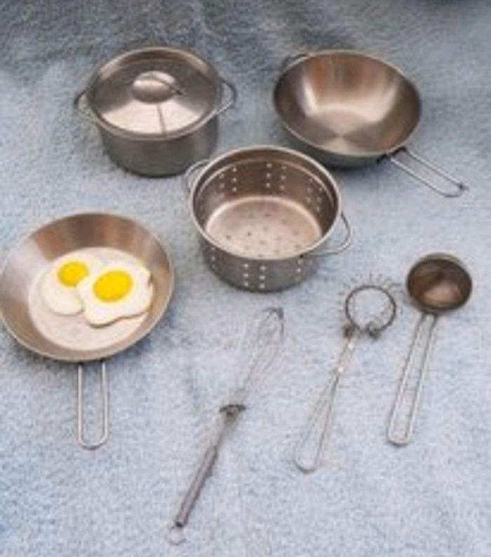 Cuisine enfant Miele équipé avec nombreux accessoires - photo numéro 3