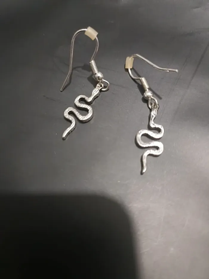 Boucles d'oreilles fantaisie serpent - photo numéro 5