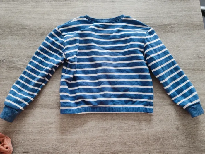 Pull bleu - photo numéro 3