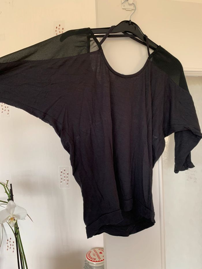 Haut noir