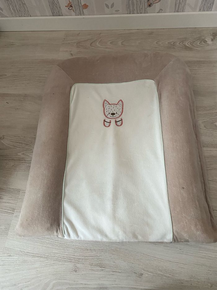 Tour de lit, mobile, plan à langer - photo numéro 4