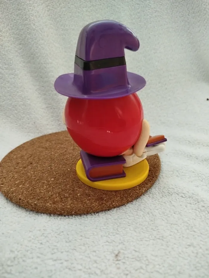 Figurine M&M's rouge - photo numéro 4