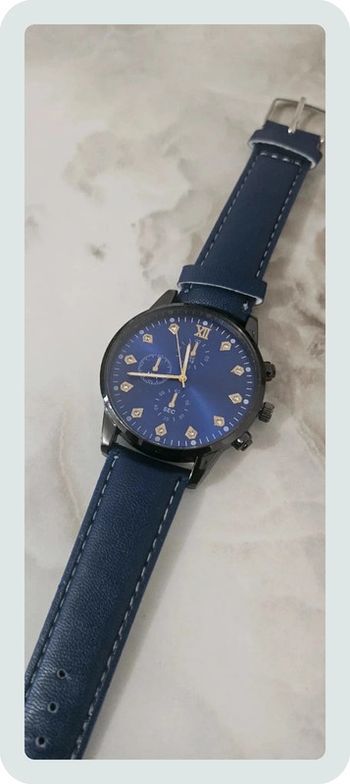 Montre neuve pour homme