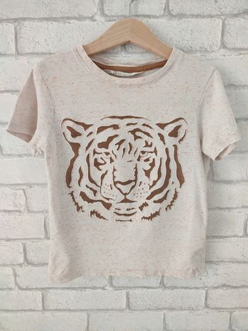 Tee-shirt H&M beige avec tigre – 5/6 ans