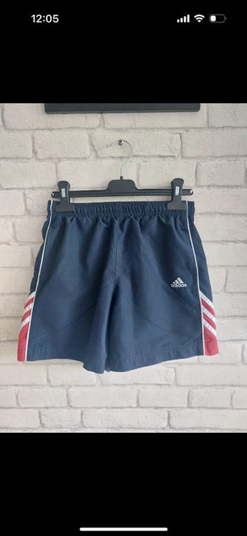 Short de bain Adidas taille 10 ans