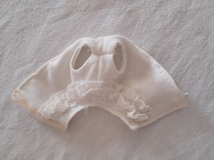 Vêtement tenue blanche avec dentelle mon petit poney my little pony hasbro vintage - photo numéro 2