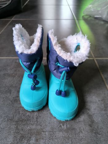 Chaussure pour la neige bébé