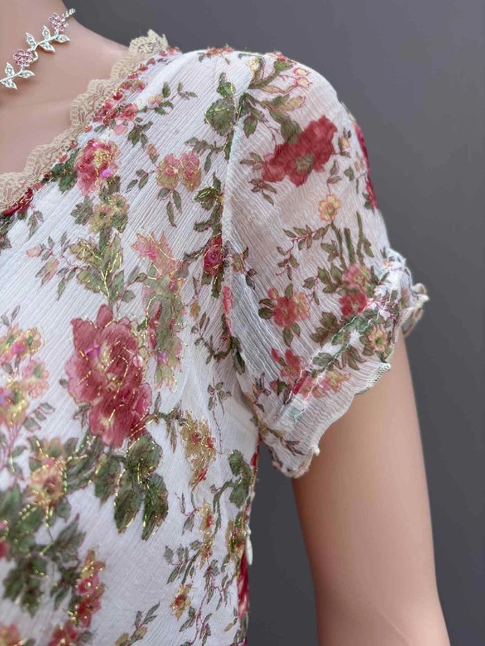 Robe fleurie romantique à dentelle – Taille S – Très bon état - photo numéro 6
