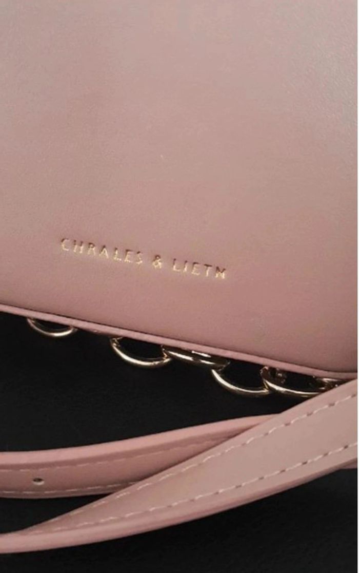 🌺 NEUF sac seau rose avec chaîne - photo numéro 6