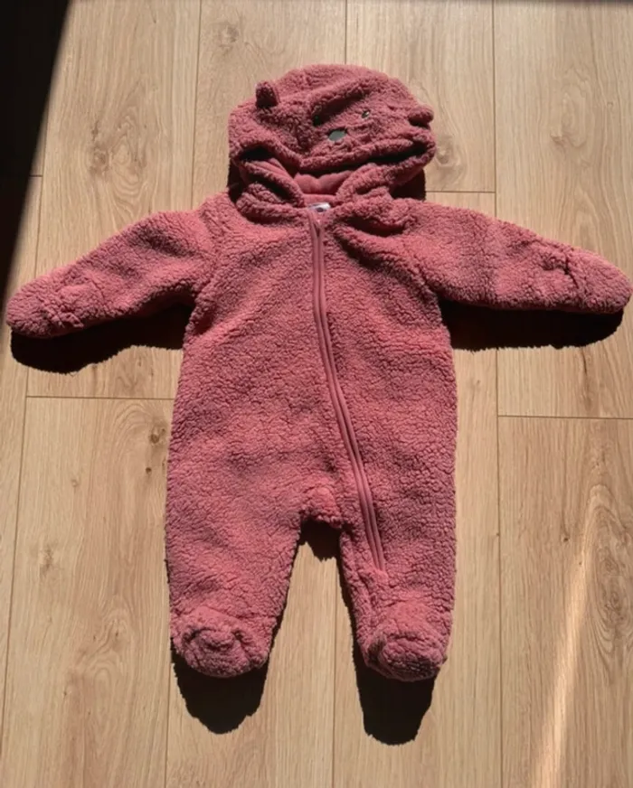 Combi-pilote rose taille 6 mois