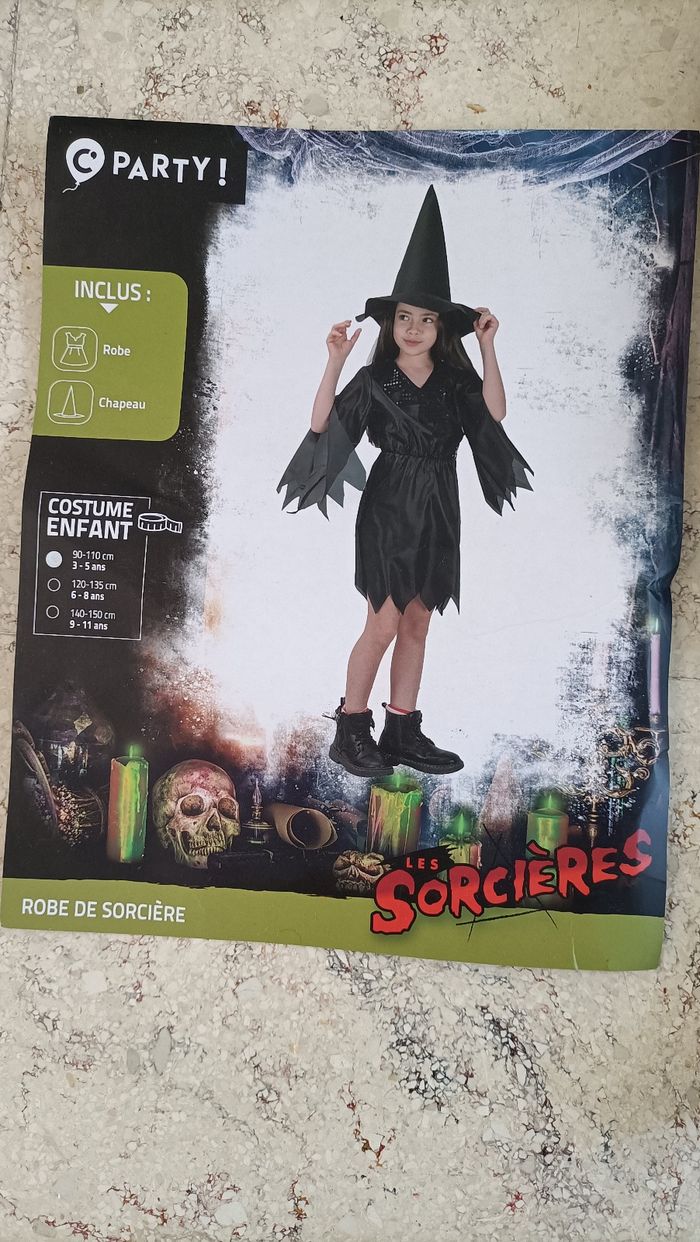 Costume enfant 3/5 ans robe de sorcière - photo numéro 2