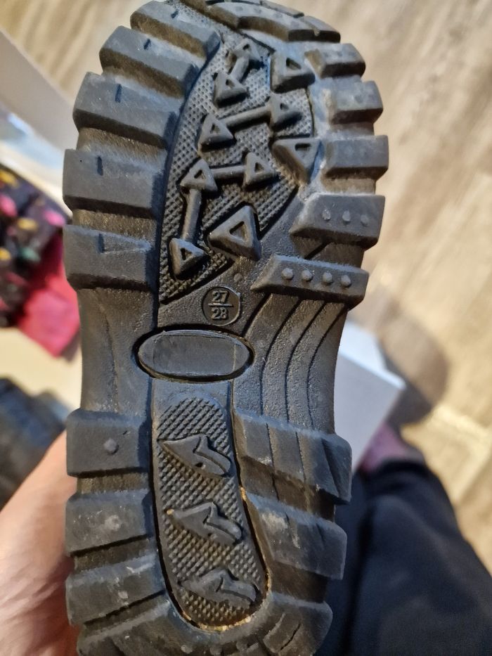 Combinaison de ski 6 ans et botte - photo numéro 4