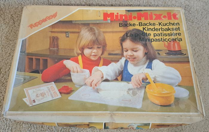 🪆 Ancien jouet Tupperware Tuppertoys La Petite Patissière - 1979 - photo numéro 3