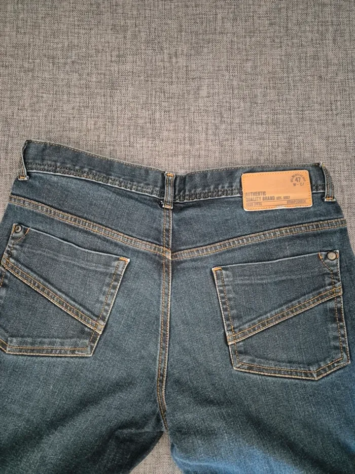 Jean femme Taille 44 - photo numéro 4