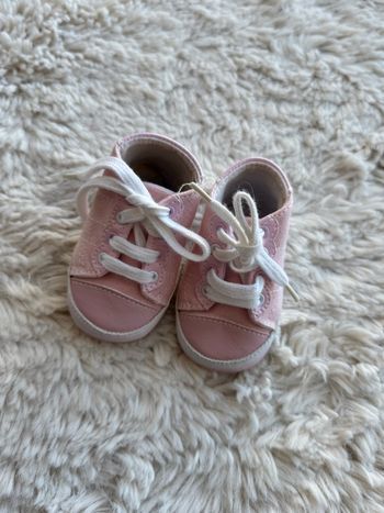 Chaussures T.18